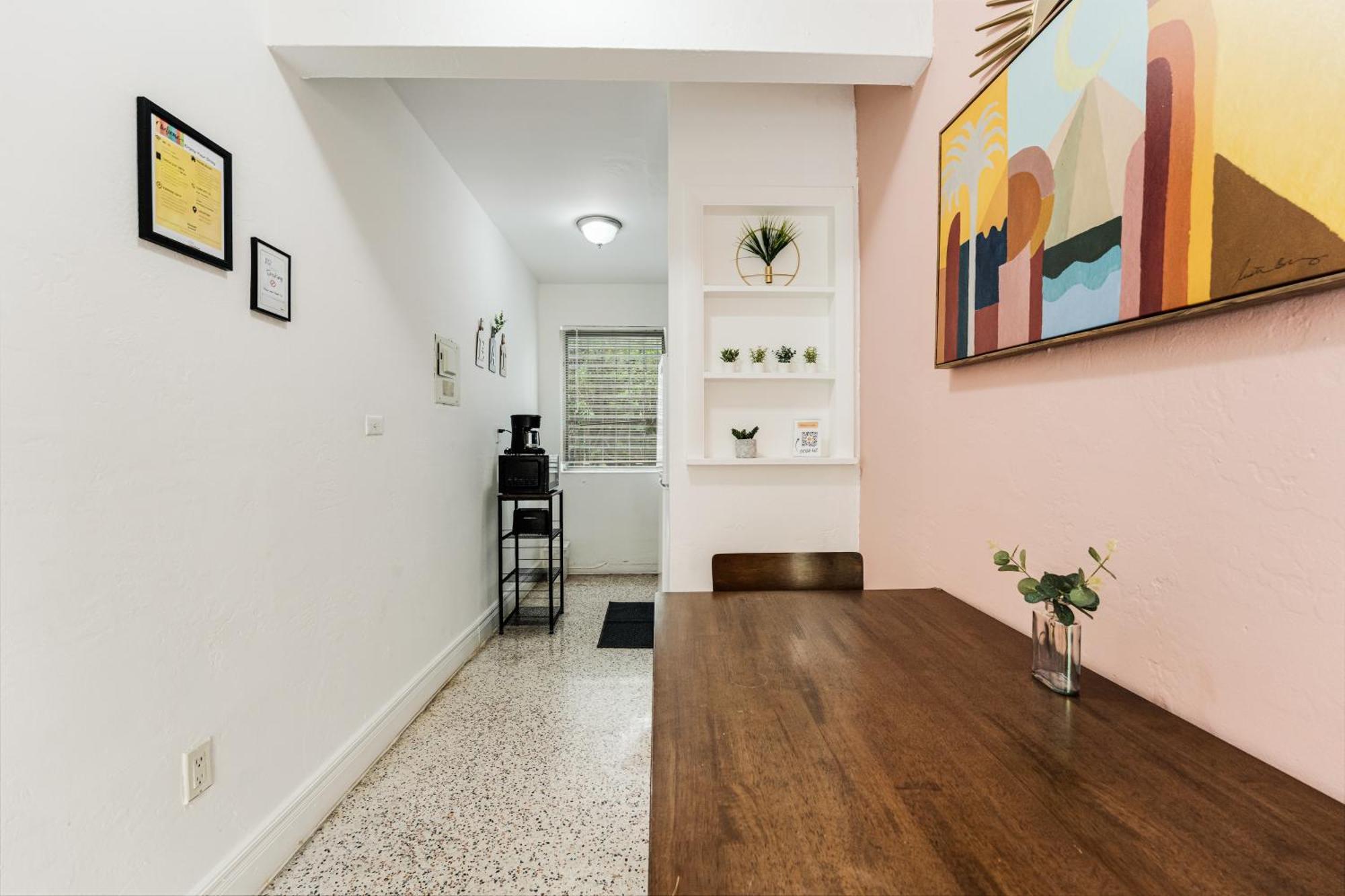 Vibrant 1 Bedr Oom Getaway Close To Brickell *