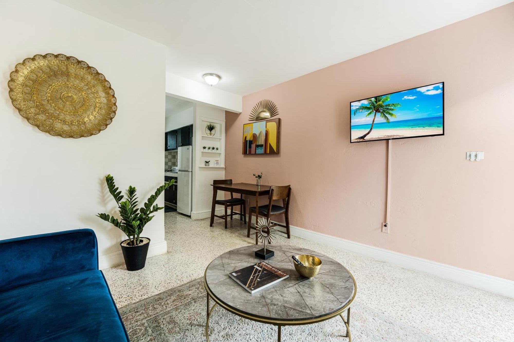 Vibrant 1 Bedr Oom Getaway Close To Brickell * Miami